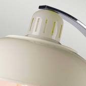 asztali lampa vilagitas dolgozoszoba  ivelt polirozott kromozott krem szin retro fem festett acel loft.jpg